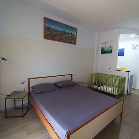 Bordoriva Apartment Formia Luaran gambar