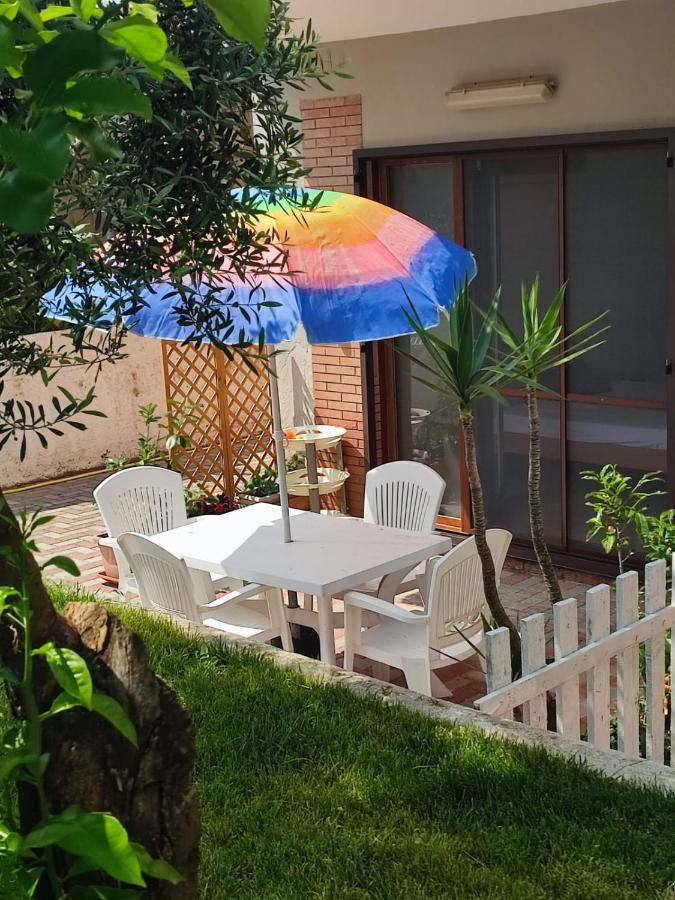 Bordoriva Apartment Formia Luaran gambar