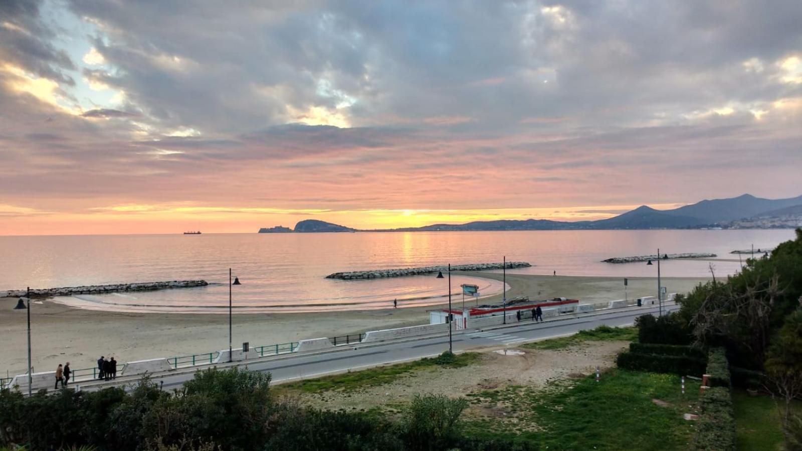 Bordoriva Apartment Formia Luaran gambar